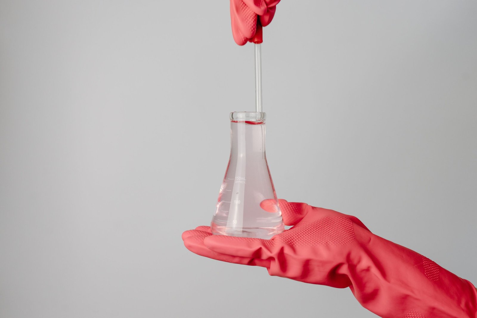 Chemikalienschutzhandschuhe im Labor